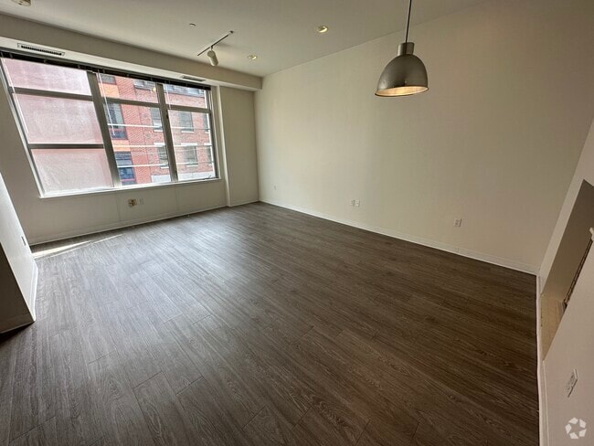 Building Photo - 145 E Berkeley St Unit 2 Rental