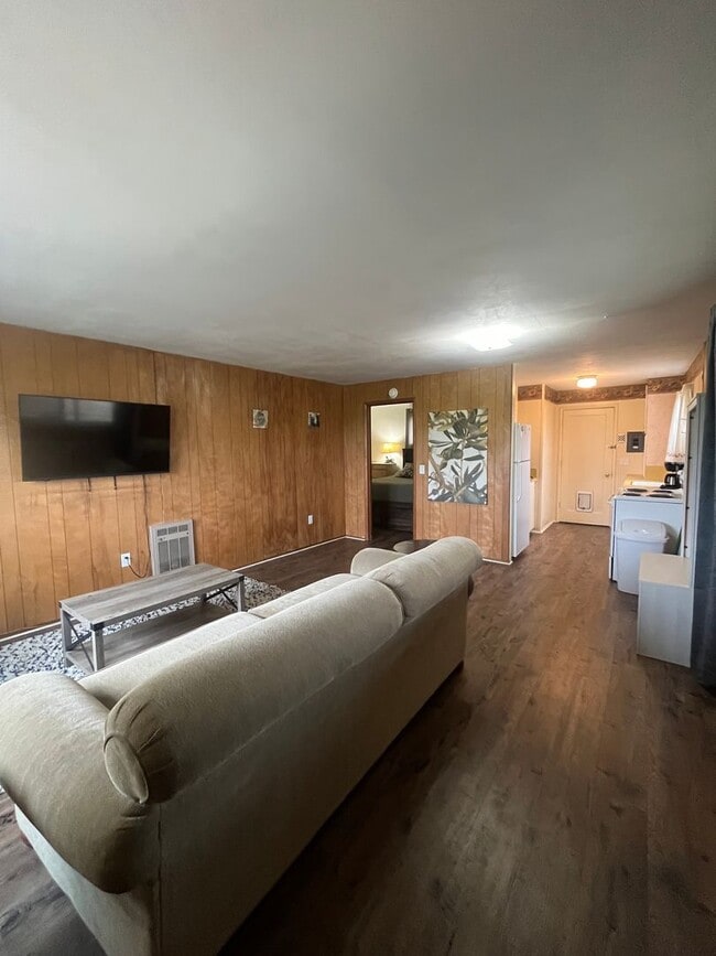 Photo - Fully Furnished 1-Bedroom Duplex