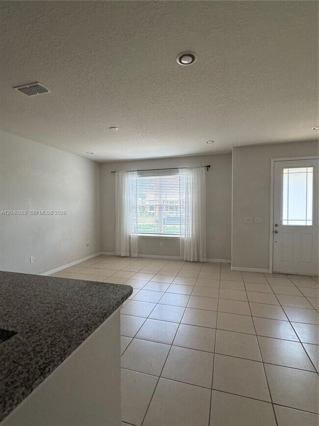 Photo - 2713 Giardino Loop
