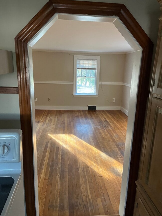 Photo - 61 Mechanic St