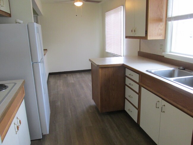 Photo - 4213 Clark Ave