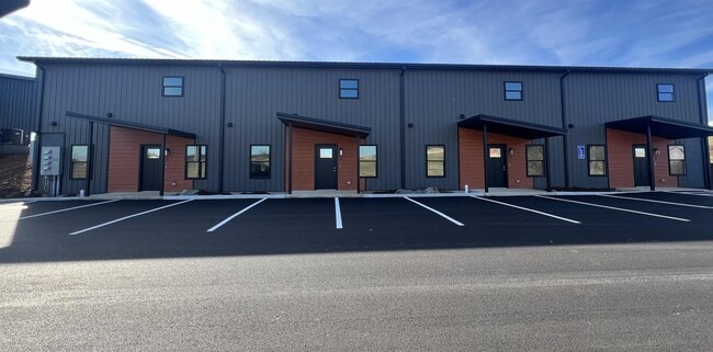 Photo - 230 New Oak Rd