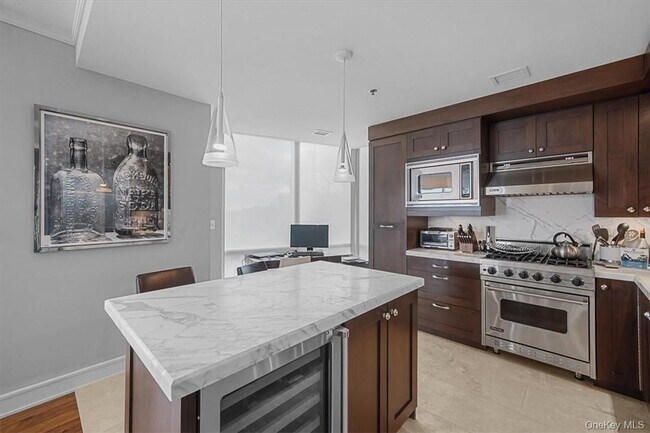 Photo - 1 Renaissance Square Unit 14D