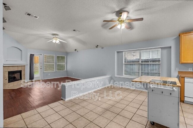 Photo - 4717 Barnhill Ln
