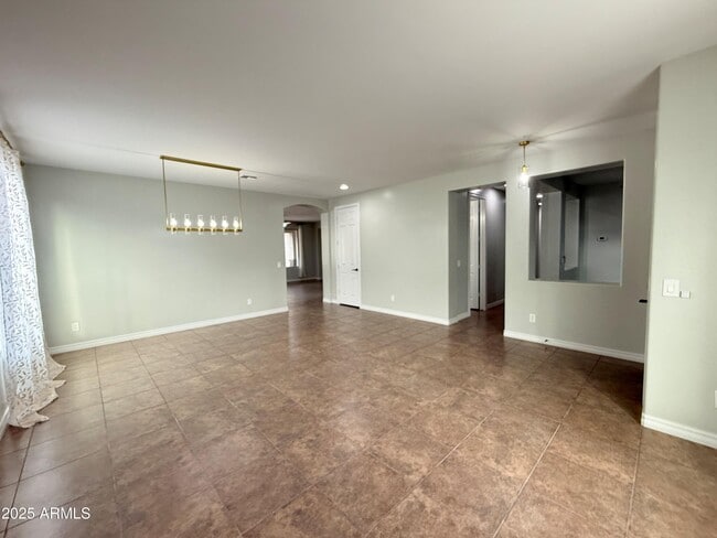 Photo - 2472 E Mead Dr