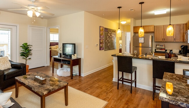 Photo - 2402 Clubhouse Ct Unidad 101