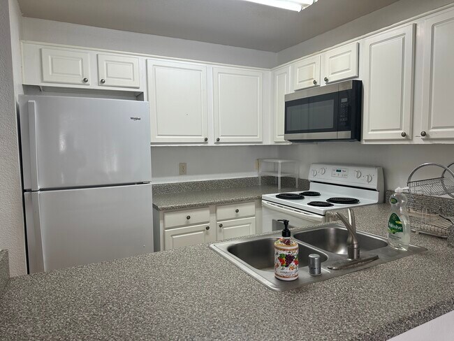 Photo - 3440 Lebon Dr Unit 4202