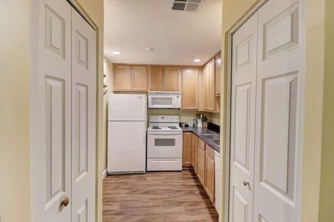 Photo - 4354 N 82nd St