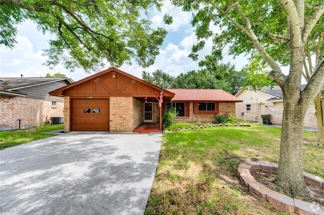 Building Photo - 13634 Greenridge Dr Rental