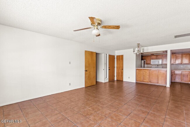 Photo - 7465 Stoney Hill Dr Unidad 13D