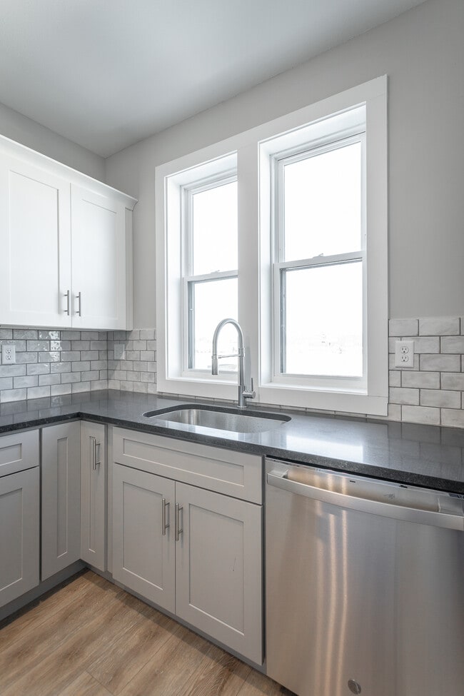 Photo - 7175 Garden Grove Way