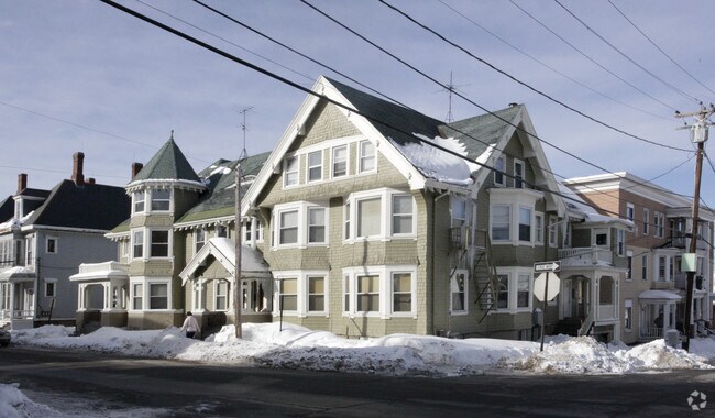 82 Pine St Apartments For Rent in Lewiston, ME | ForRent.com