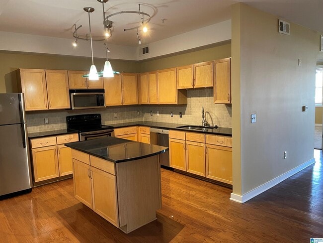 Photo - 401 20th St S Unit 403