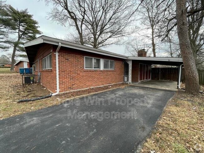 Building Photo - 8322 Sagewood Ln Rental