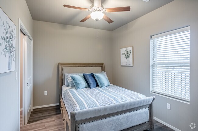 Ph1_2BR, 2BA - 1,113 SF