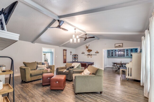Photo - 2511 River Ridge