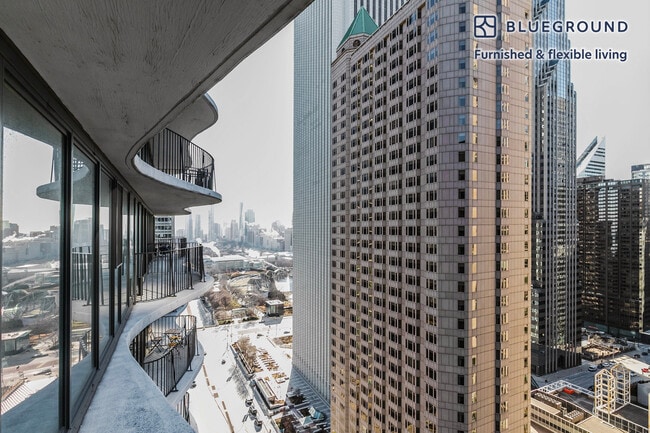 Photo - 225 N Columbus Dr Unidad FL24-ID1195