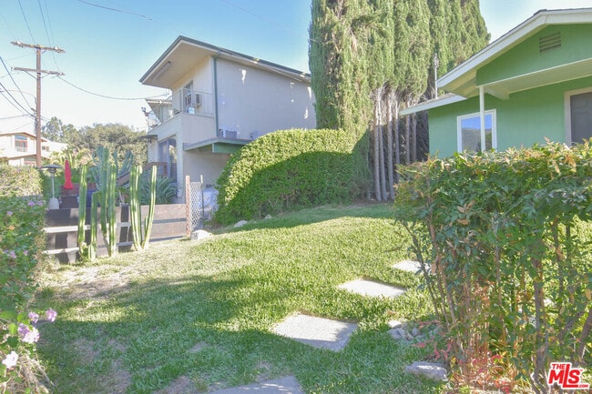 Photo - 2657-2657 Piedmont Ave