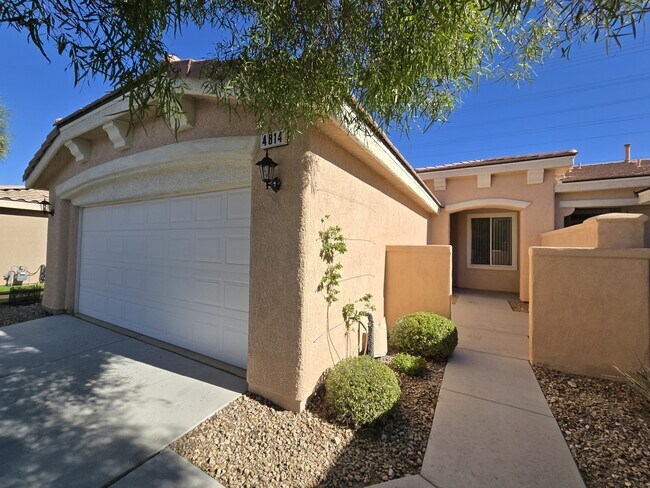 Photo - 4814 Regalo Bello St