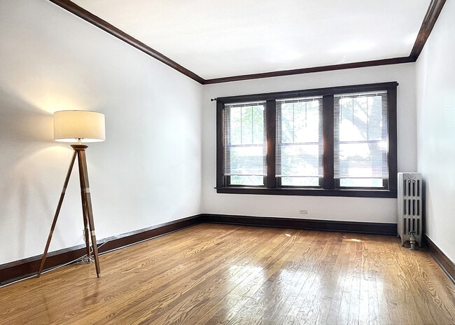 Living Room - North Wolcott Ave