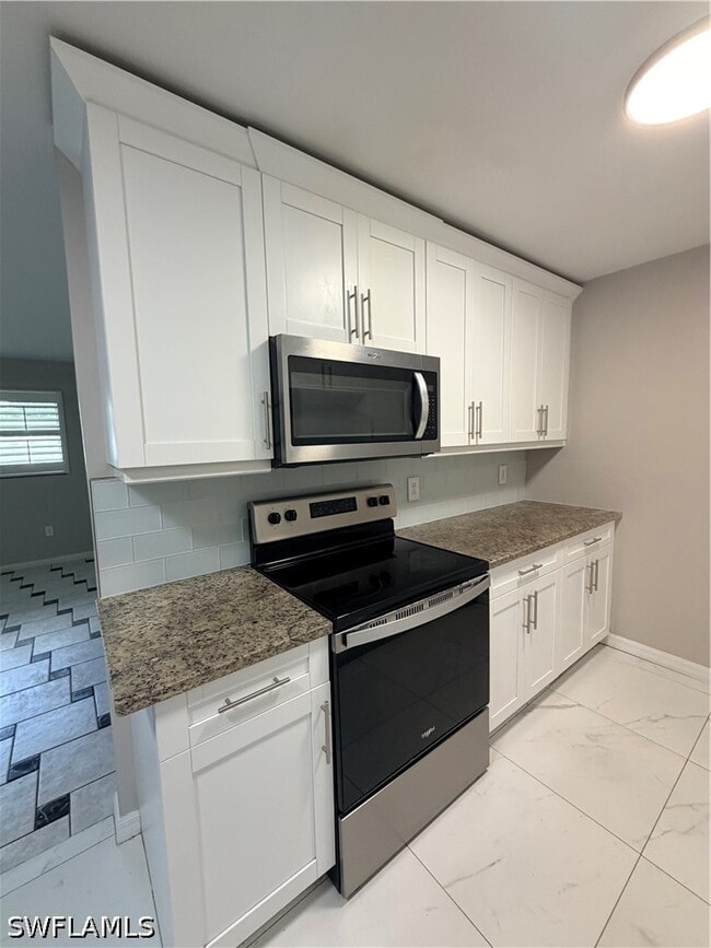 18572 Sarasota Rd