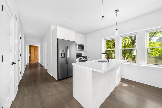 Photo - Sunny, Spacious and Beautifully Rehabbed i...