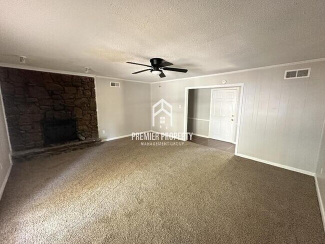 Photo - 6668 Silhouette Ave