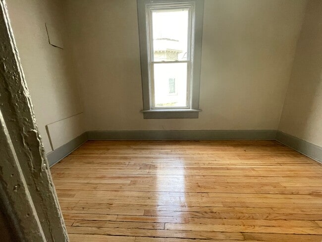 Photo - 2465-A N 9th St Unit 2465 N 9th St (Lower)