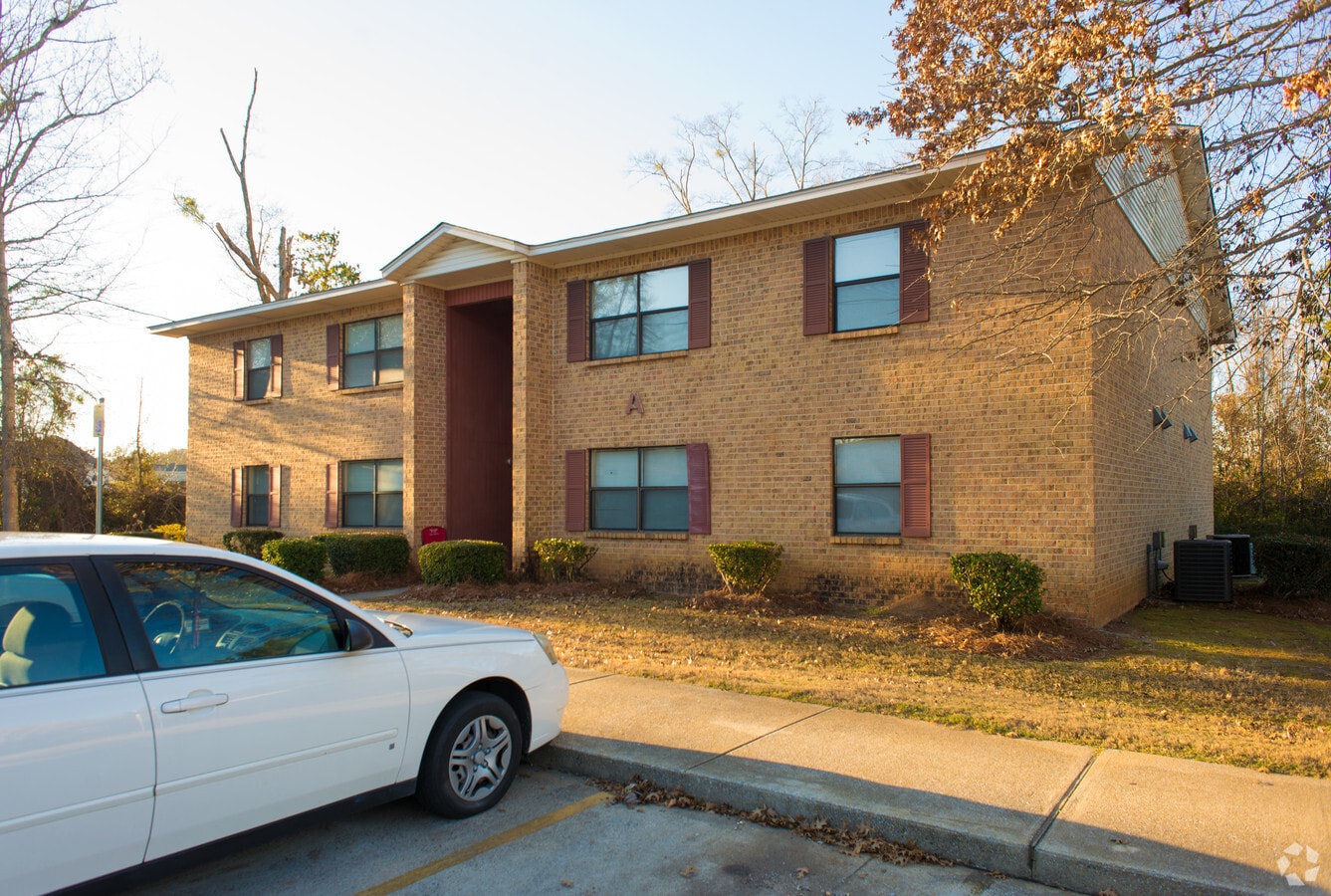 Photo - Peachtree Apartments