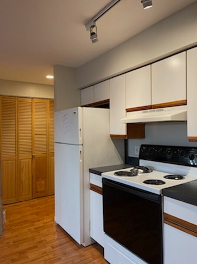 Photo - 10 Roberts St Unidad 21