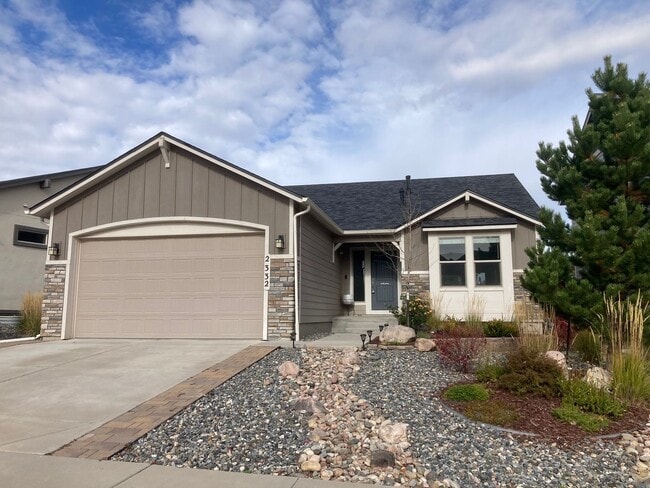Ranch w/finished Basement with AC and a Ga... - Ranch w/finished Basement with AC and a Ga...