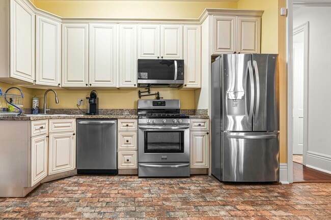 Photo - 2324 Ursulines Ave