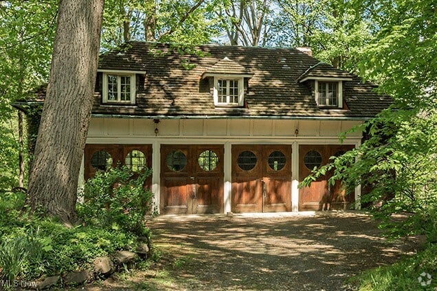 Building Photo - 285 Corning Dr Rental