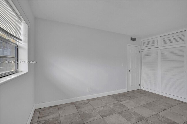 Photo - 2716 NE 30th Pl