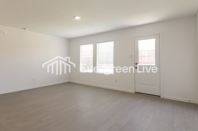 Photo - 2016 Welsh Ln