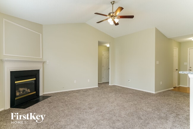 Photo - 6220 Saybrooke Dr