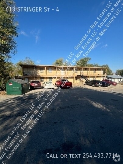 Building Photo - 613 Stringer St Unit 4 Rental