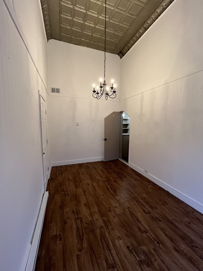 Photo - 114 Locust St