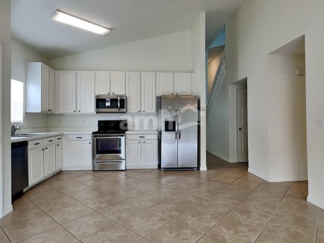 Photo - 529 Brett Ct