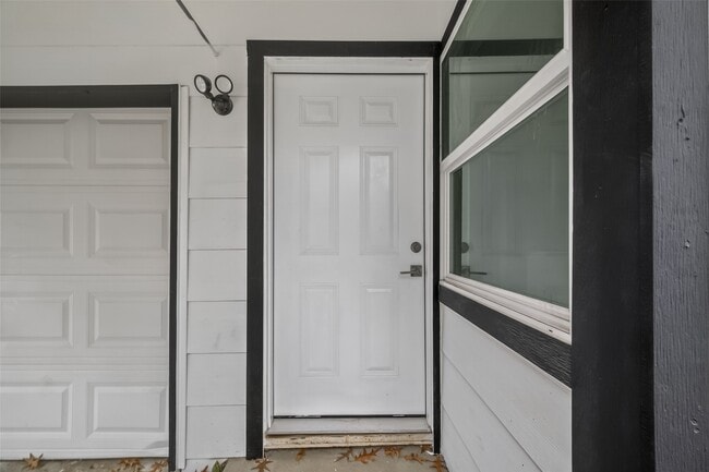 Photo - 5833 Southlea St