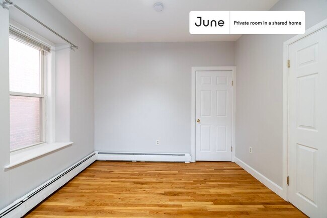 Photo - Room in Shared 3 bed/1 bath home Unit B