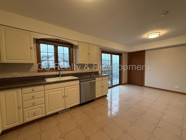 319 Dee Ct Unit C