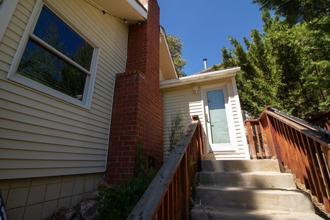 Photo - Spacious Three Bedroom