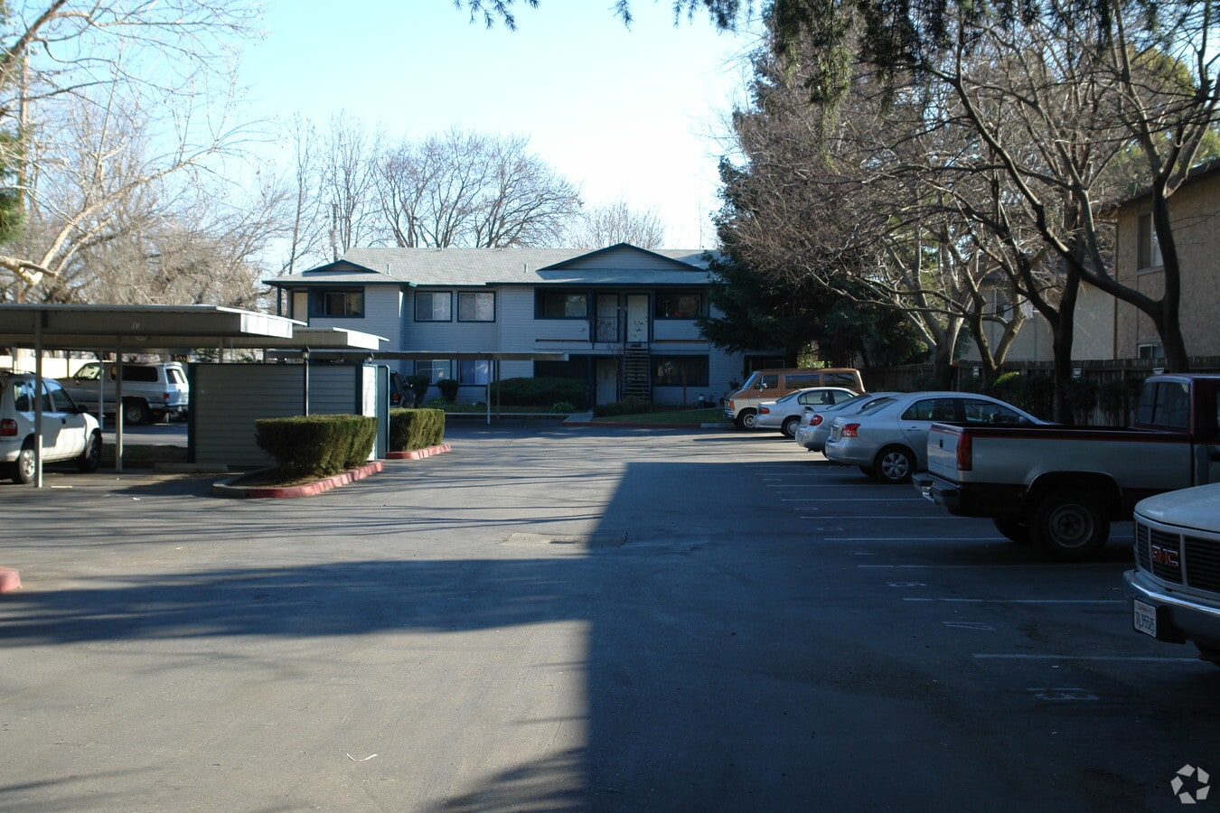 Northwood Apartments - Northwood Apartments