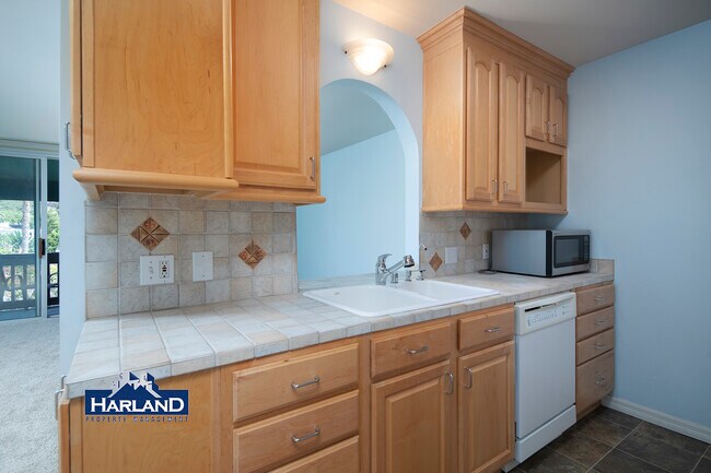 Photo - 6455 La Jolla Blvd