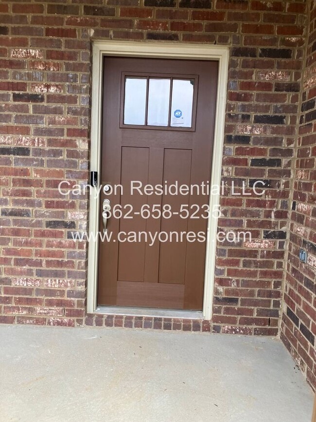 128 Ocean Springs Ave