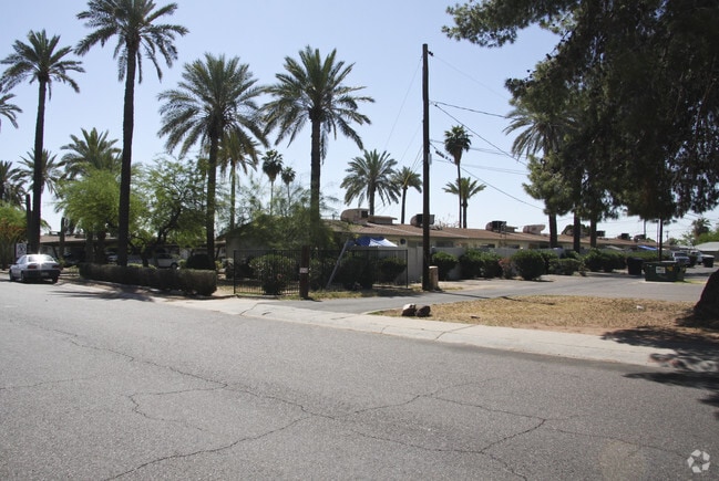 29 Palms Apartments