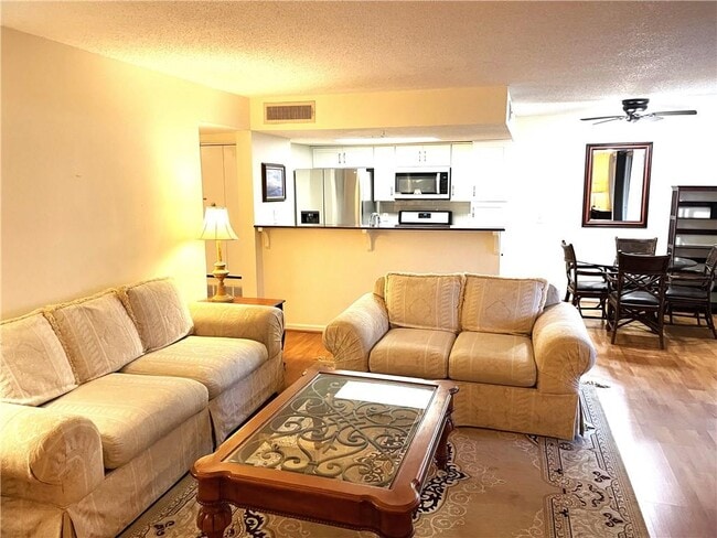 Photo - 3083 Westwood Way