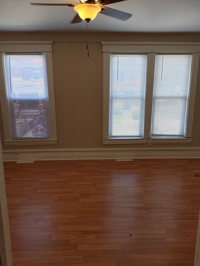 SPACIOUS 3 BEDROOM DUPLEX Rental House Rental in Parkersburg, WV