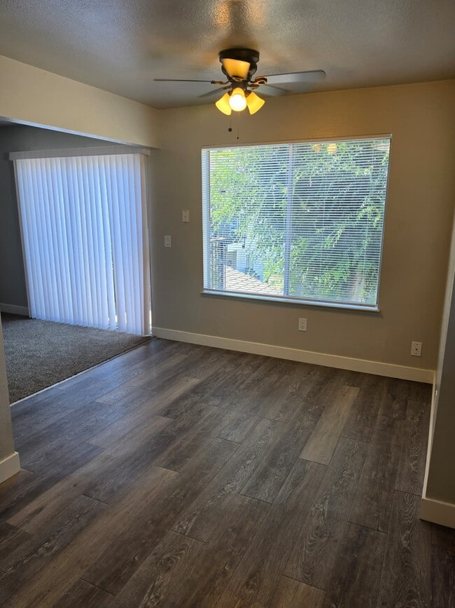 Photo - 4264 N Bengston Ave Unidad 207